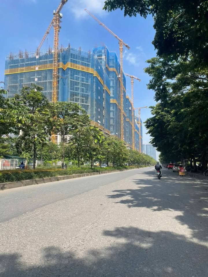 Đất lô góc Phú Thượng 175m² giá 29.9 tỷ - Đầu tư sinh lời cao!