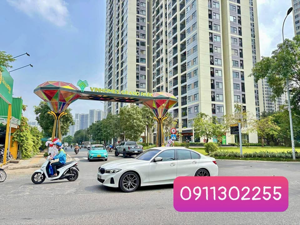 Nhà 2 tầng hẻm 2 xe hơi tránh Vinhomes 60m² giá 3 tỷ - Sổ đỏ chính chủ!