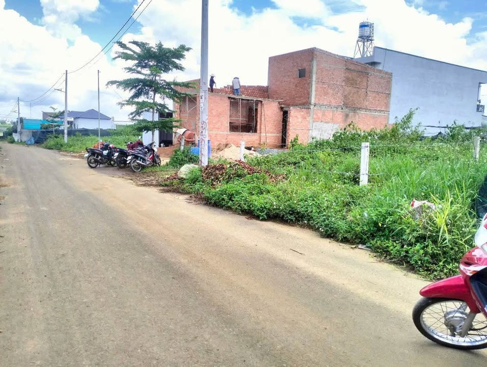 Đất thổ cư hẻm 113 Nguyễn Đình Chiểu, 140m² giá 1.75 tỷ - Cơ hội đầu tư tuyệt vời!