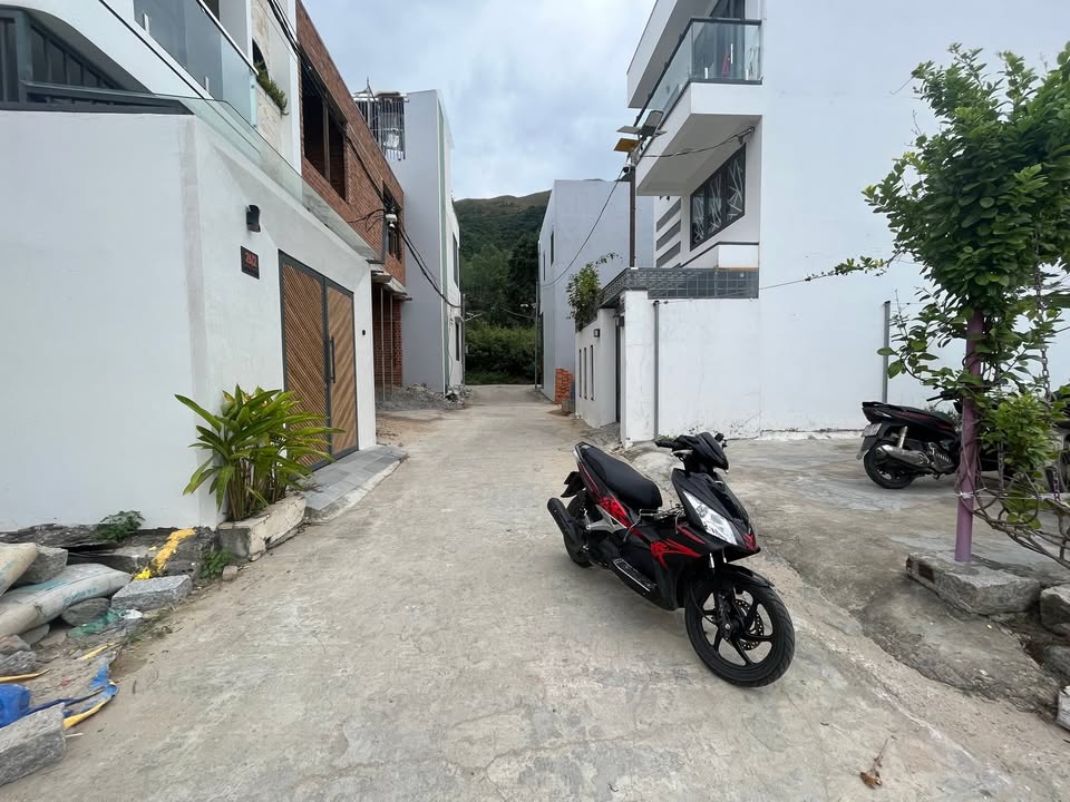 Đất Vĩnh Hòa Nha Trang 58.6m² giá 2.35 tỷ - Cơ hội vàng cho đầu tư!