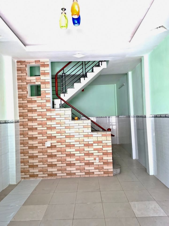 Nhà 2 tầng mặt tiền ô tô Bình Chuẩn 50m² giá 2,7 tỷ - Cơ hội hiếm có!