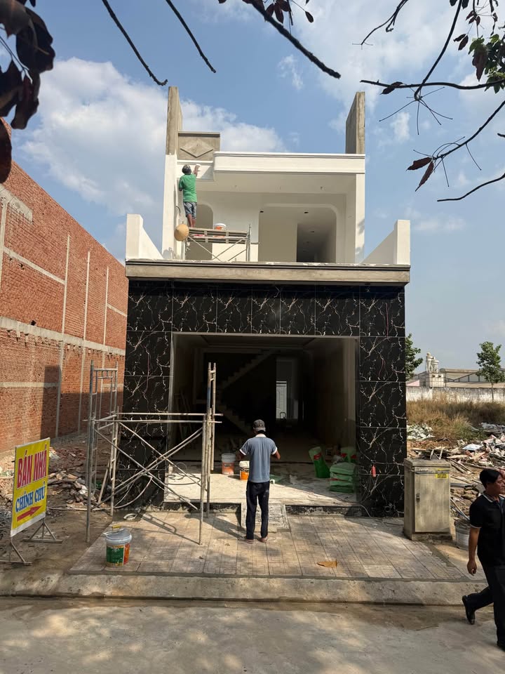 Nhà phố Hội Nghĩa Tân Uyên 100m² giá 2 tỷ - Sẵn sàng ở ngay!