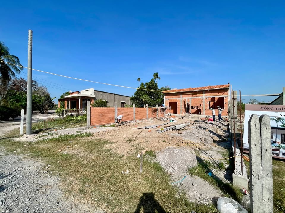 Nhà vườn 300m² xã Phước Đông - Đất rộng, sẵn sàng xây mới!