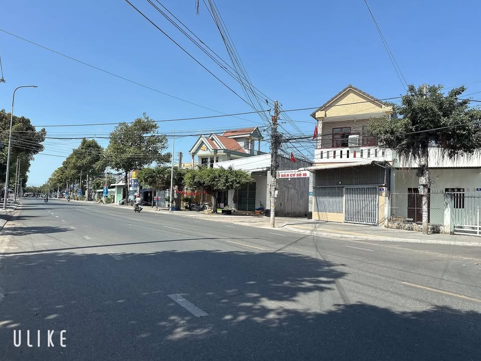 Bán đất mặt tiền 3/2 Thị trấn Long Hải 65.8m² giá 2.63 tỷ - Cơ hội đầu tư tuyệt vời!