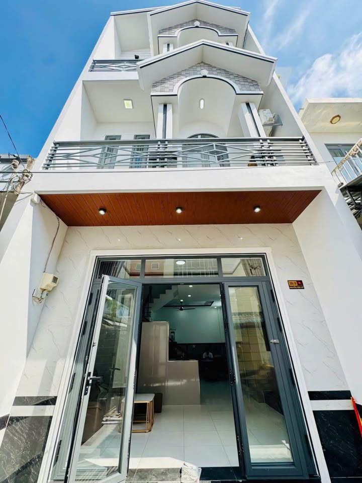 Nhà phố 1 trệt 2 lầu tại hẻm 388Z Nguyễn Văn Cừ, 50.7m² giá 3.69 tỷ - Full nội thất ngay!