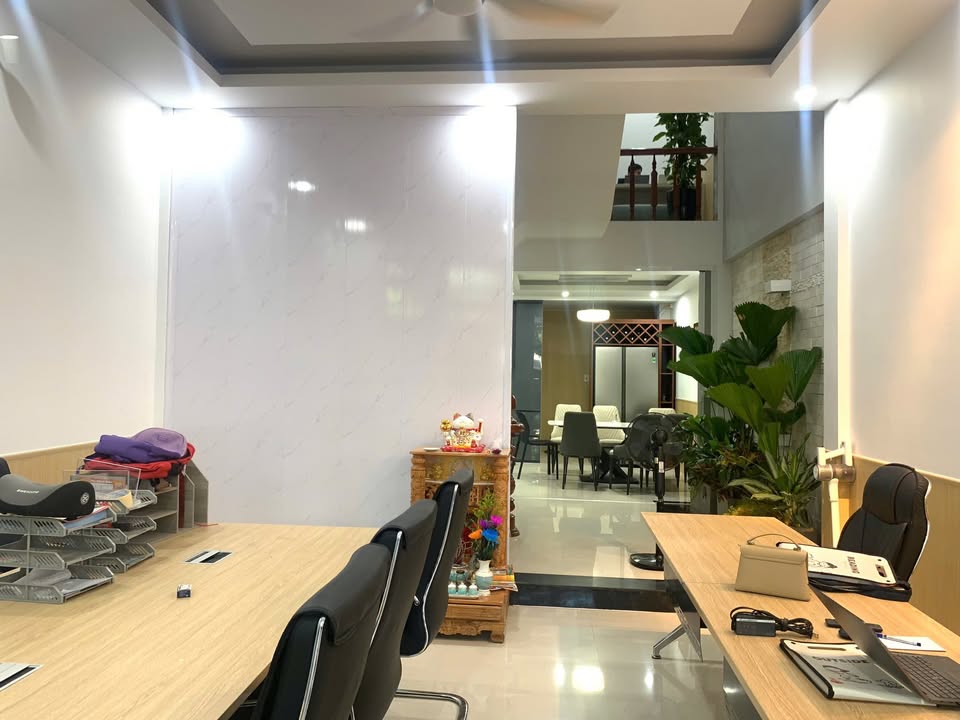 Nhà 3 tầng Trịnh Lỗi, Khuê Mỹ, Đà Nẵng 95m² giá 10 tỷ - Full nội thất cao cấp!