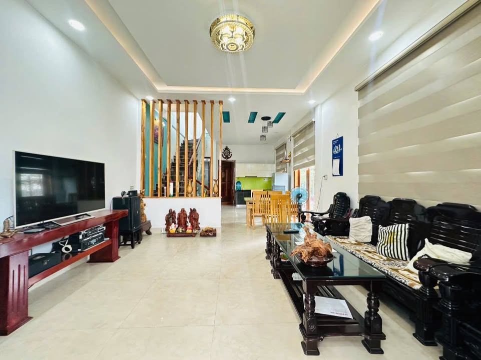 Nhà 2 tầng mặt tiền Nguyễn Minh Vỹ, Vỹ Dạ, 150m² - Sẵn sàng cho thuê ngay!