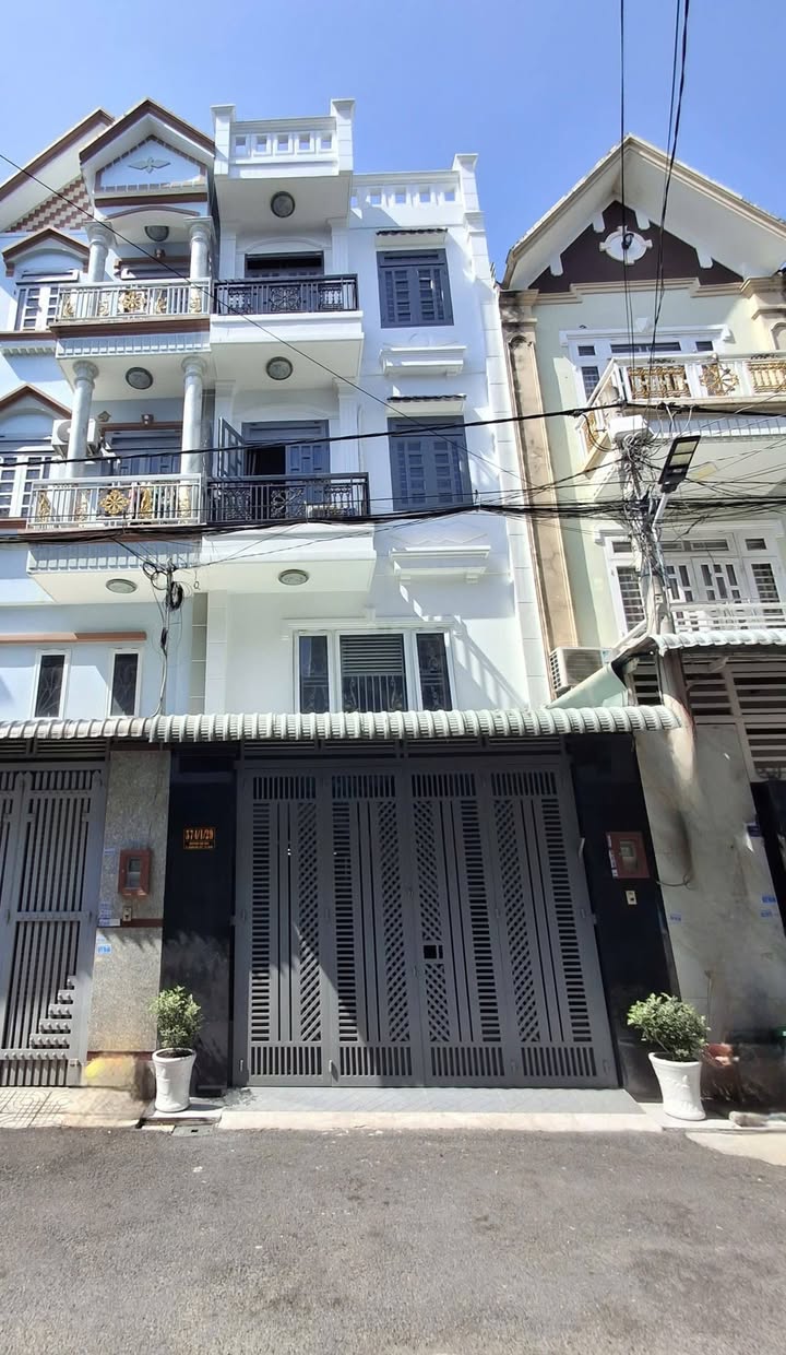 Nhà 4 tầng tại Huỳnh Thị Hai, 58m² giá 6.2 tỷ - Chính chủ bán, vào ở ngay!