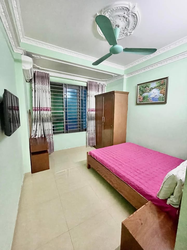 Phòng trọ cho thuê tại Nguyễn Khánh Toàn 32m² - Chính chủ, không chung chủ!
