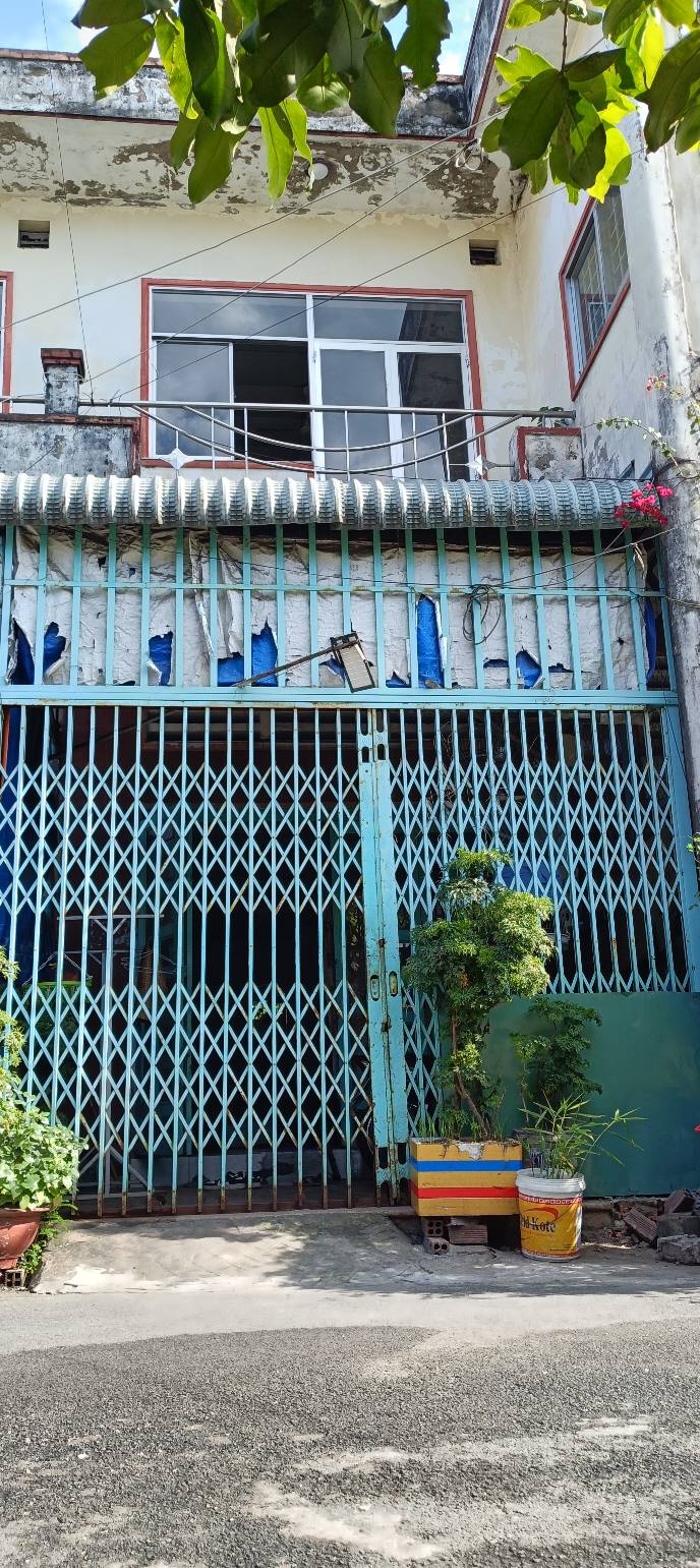 Nhà mặt tiền đường D6, Bình Hòa, 24m² giá 2.1 tỷ - Kinh doanh thuận lợi!