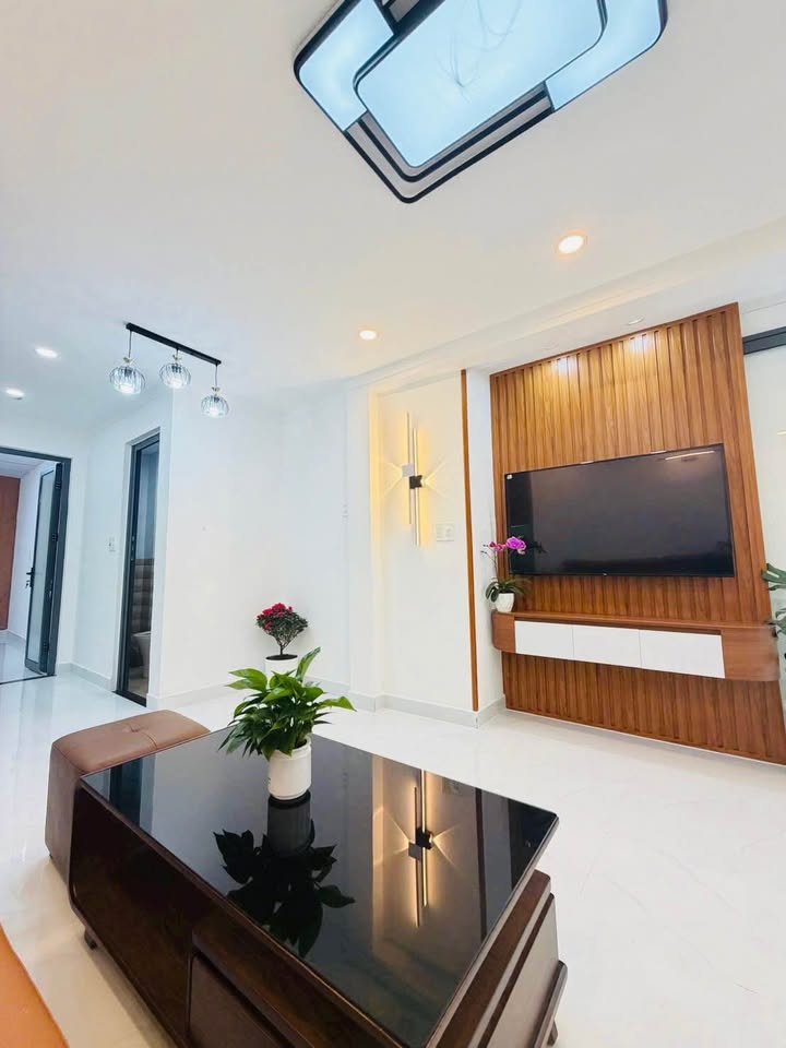 Nhà Xinh Đón Tết Đường Ngô Huy Diễn, Đà Lạt 43m² giá 2.85 tỷ - Phù hợp gia đình lớn tuổi!