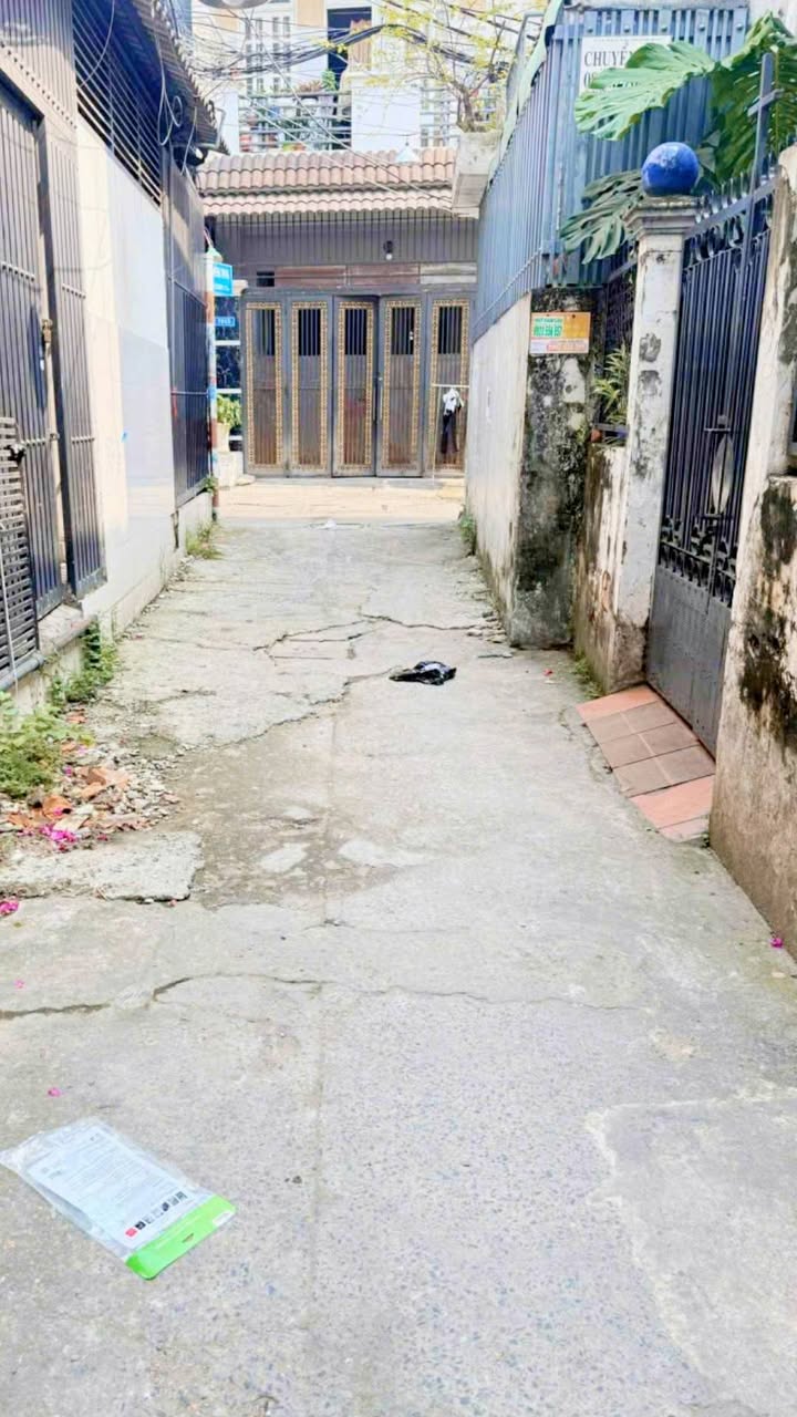 Nhà 1 Lầu Hẻm 701 Trần Xuân Soạn, Quận 7 - Giá chỉ 1.49 tỷ, Thương lượng ngay!