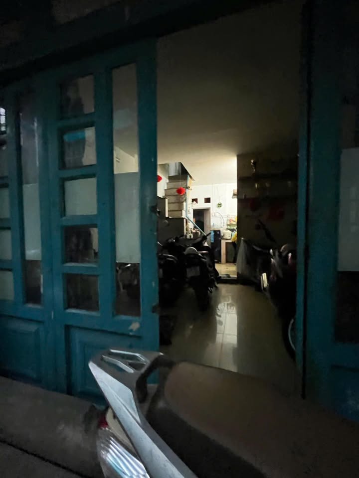 Nhà riêng 2 tầng tại Huỳnh Tấn Phát, Quận 7 - Sổ hồng chính chủ, giá 2 tỷ