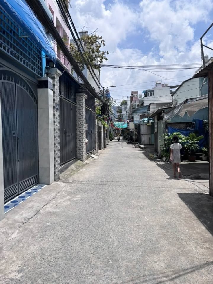 Đất thổ cư Phú Thuận Q7 85m² giá 4 tỷ - Xây dựng tự do ngay!