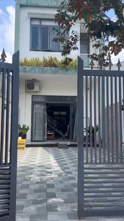 Nhà cho thuê tại Đường Lý Thường Kiệt, Phường Tân Phú, 2 tầng - Phù hợp làm văn phòng!