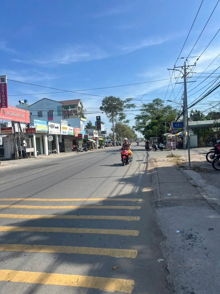 Đất nền mặt tiền lộ nhựa tại Thị trấn Châu Thành, Bến Tre 136m² giá 1.35 tỷ - Cơ hội đầu tư tuyệt vời!