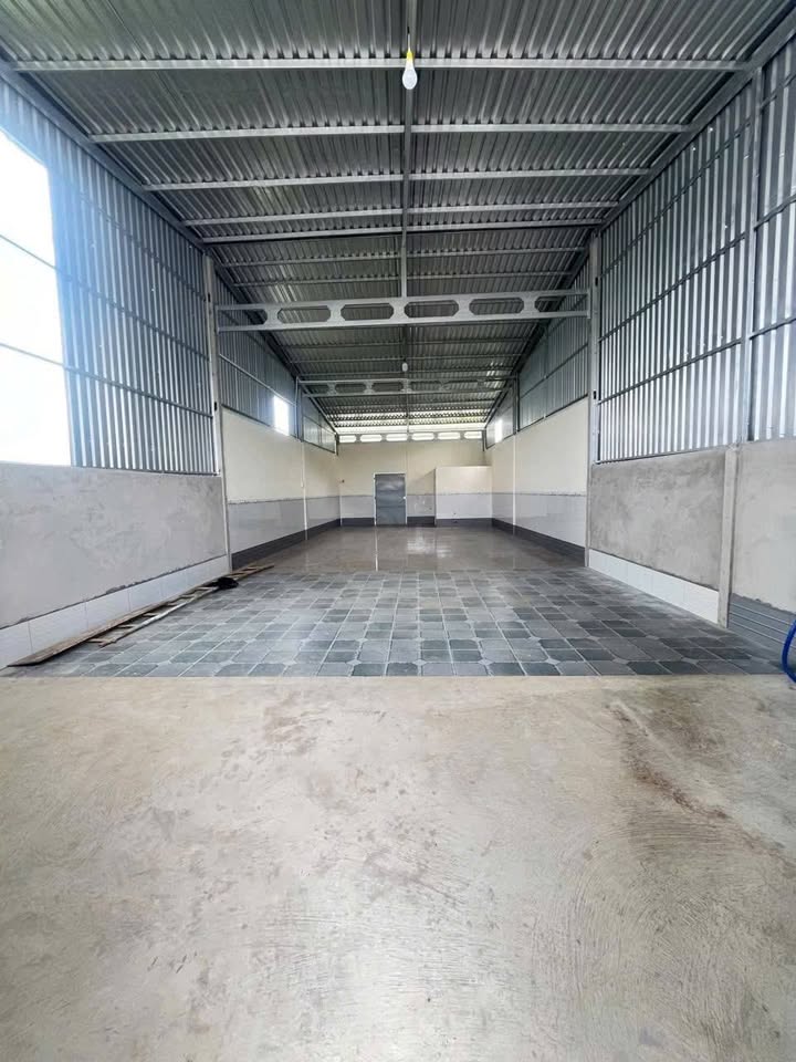 Nhà kho cho thuê mặt tiền Võ Văn Kiệt, Sóc Trăng 154m² - Giá chỉ 4 triệu/tháng!