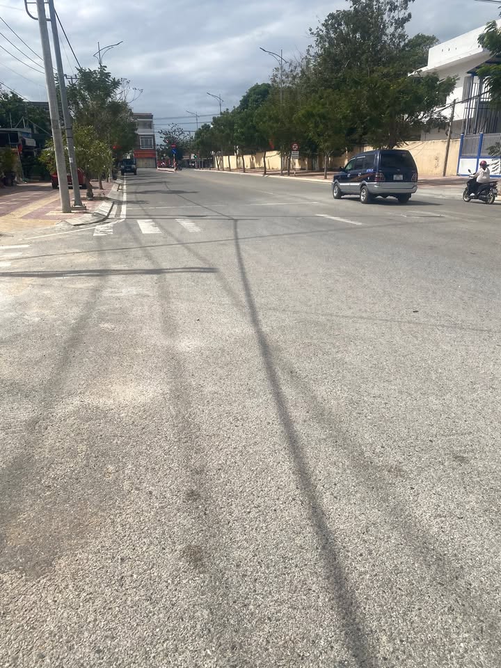 Đất Phước Mỹ 242m² giá 700 triệu - Sổ đỏ chính chủ, vị trí đẹp