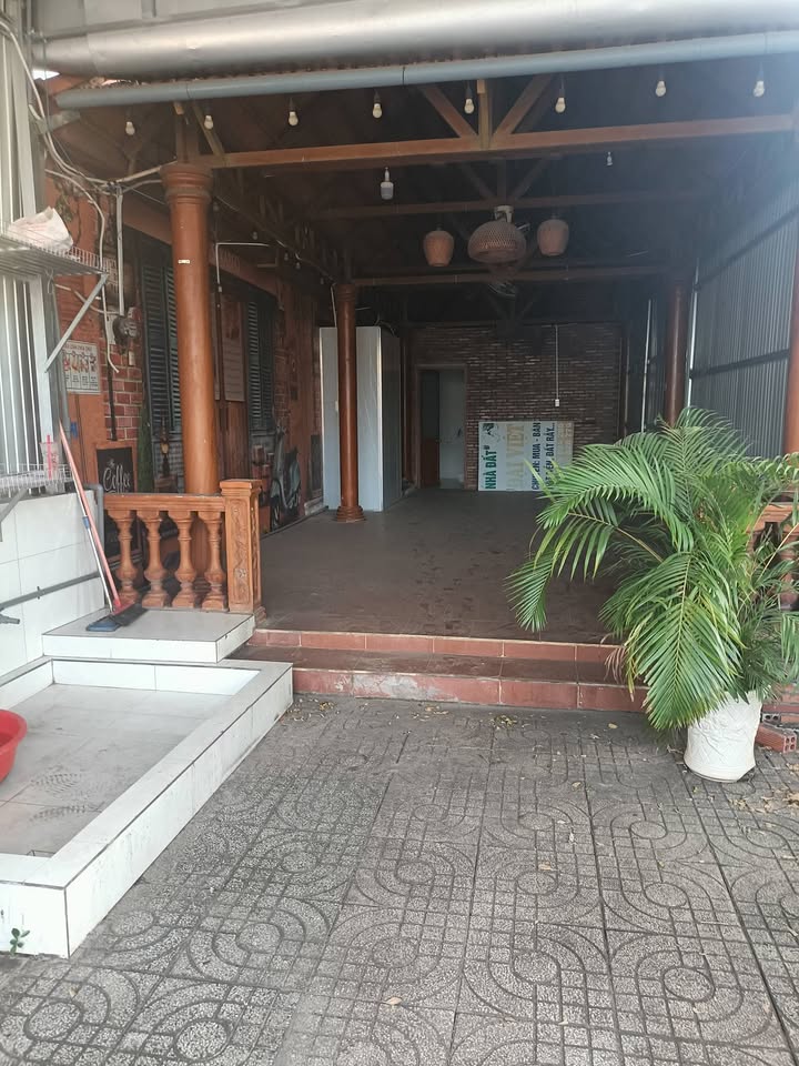 Kiot cho thuê kinh doanh đồ ăn tại đường số 3 Ngô Gia Tự, Bình Phước - Khu dân cư đông đúc!