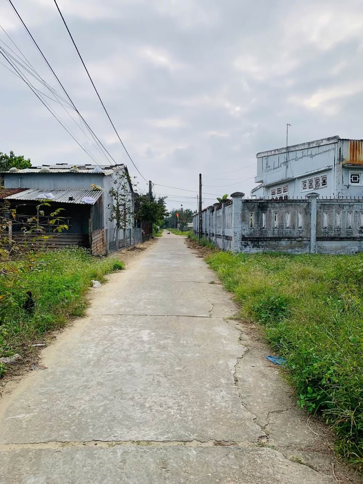 Đất nền Hòa Vang Đà Nẵng 99m² giá 1 tỷ - Cơ hội đầu tư hiếm có!