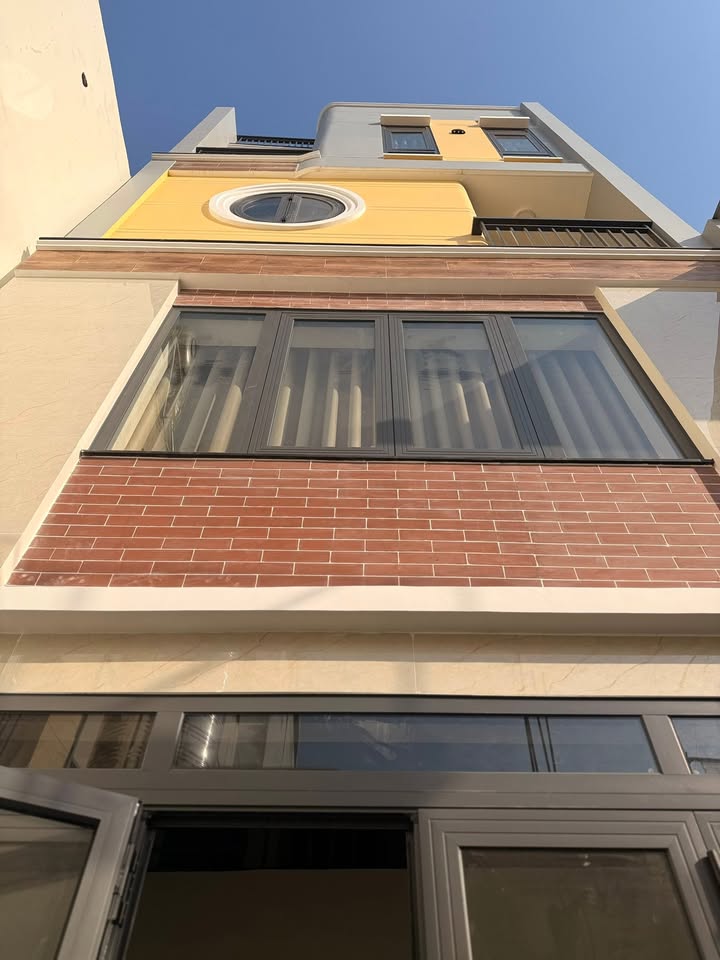 Nhà Bùi Đình Túy, Bình Thạnh 40m² giá 6 tỷ - Nhà mới, nội thất đầy đủ!