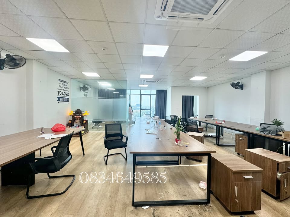 Văn phòng cho thuê tại Thanh Xuân 150m² giá chỉ 30 triệu - Sẵn sàng làm việc ngay!