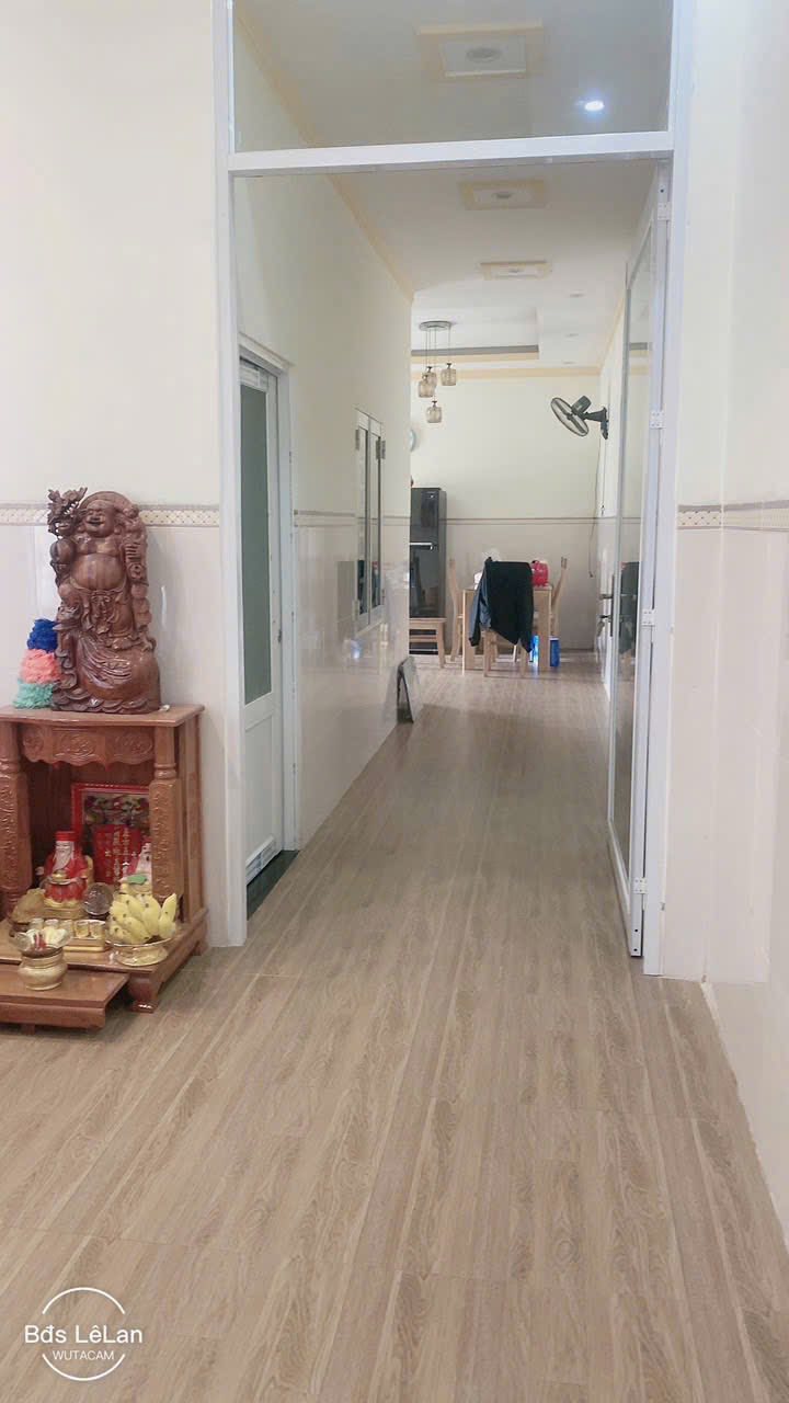 Nhà phố Trảng Dài Biên Hòa 100m² giá 1.29 tỷ - Sẵn sàng vào ở ngay!