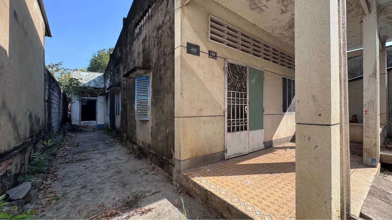 Nhà mặt tiền Quốc Lộ 1A, xã Hưng Thịnh, 360m² - Giá 5 tỷ thương lượng ngay!