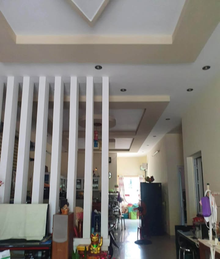 Nhà vườn Diên Lạc 300m² giá 3 tỷ - Sẵn sàng đón Tết!