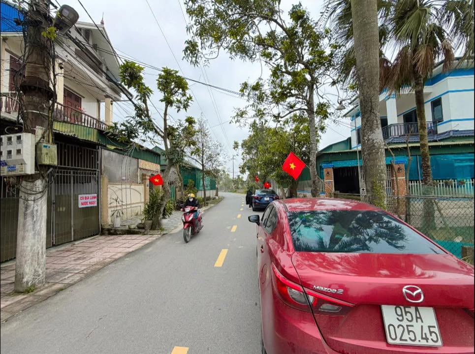 Bán Gấp FrontHouse Ngõ 247 Vũ Quang 140m² giá 3.5 tỷ - Kinh doanh siêu đẹp!