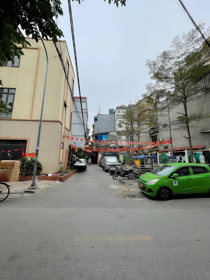 Nhà phố Hồng Mai 45m² giá 10.6 tỷ - Ô tô đỗ cửa, thiết kế hiện đại!