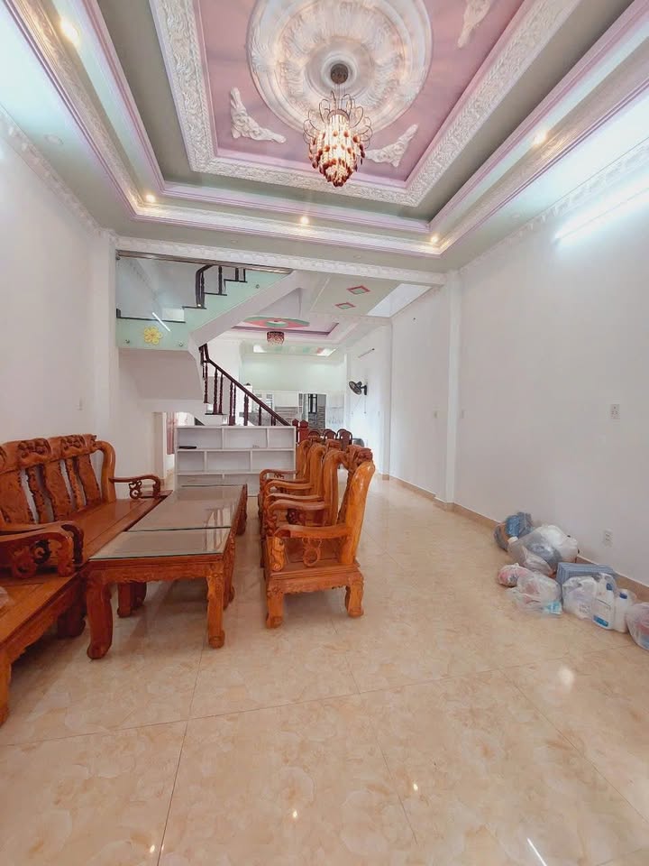 Nhà cho thuê tại Nguyễn Văn Tạo, Nhà Bè - Diện tích 100m², giá 10 triệu/tháng - Sẵn sàng vào ở ngay!