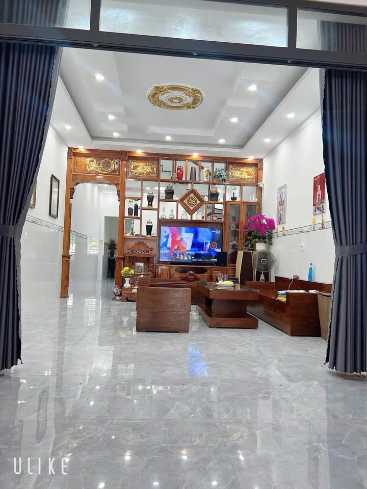 Nhà riêng 1 sẹc Nguyễn Hoàng 140m² giá 3 tỷ - Phong thủy tốt, sẵn sàng ở ngay!