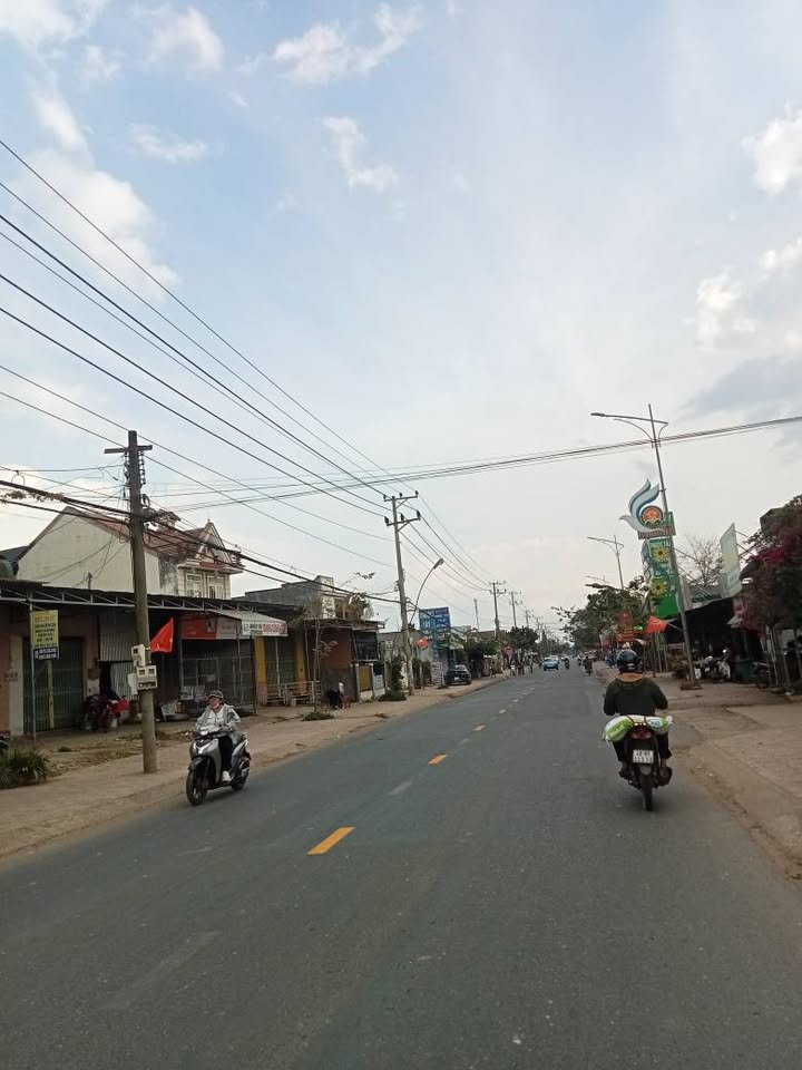 Đất nền mặt đường bê tông Đinh Văn 525m² giá 5.3 tỷ - Bán gấp chính chủ!