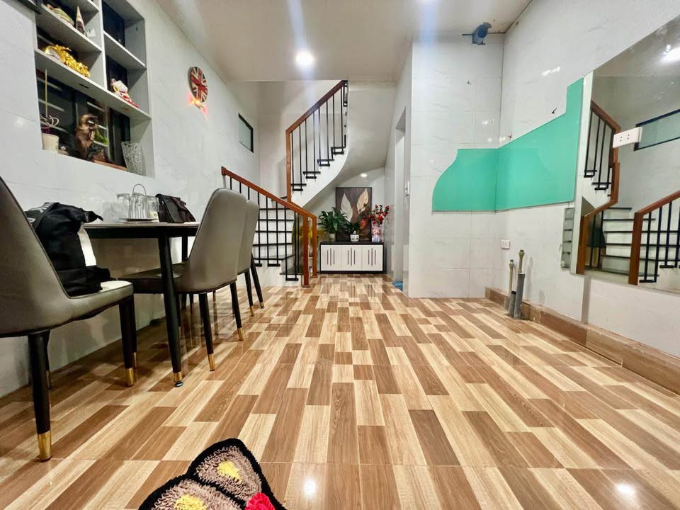 Townhouse Vân Hồ 25m² giá thỏa thuận - Nhà mới vuông vắn, lô góc thoáng sáng!