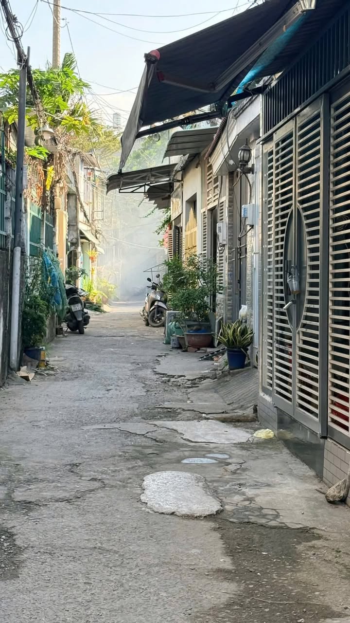 Nhà Đúc 1 Trệt 1 Lầu Hẻm Thông 5m Quận 12 - Nhà Mới, Giá Tốt