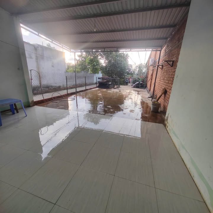 Nhà cho thuê hẻm Nguyễn Cơ Thạch - 155m² - Chỉ 2.5 triệu/tháng!