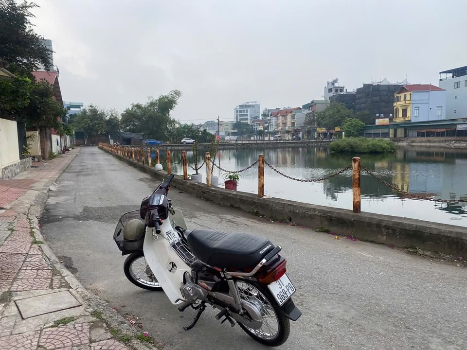 Đất mặt hồ Long Biên 53m² giá 10.6 tỷ - Đầu tư sinh lời ngay!