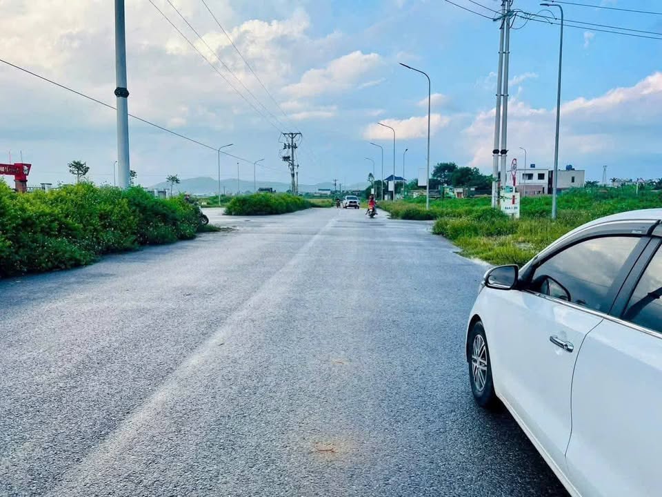 Đất liền kề tại xã Hà Trung 137.5m² giá chỉ 1 tỷ - Cơ hội đầu tư hiếm có!