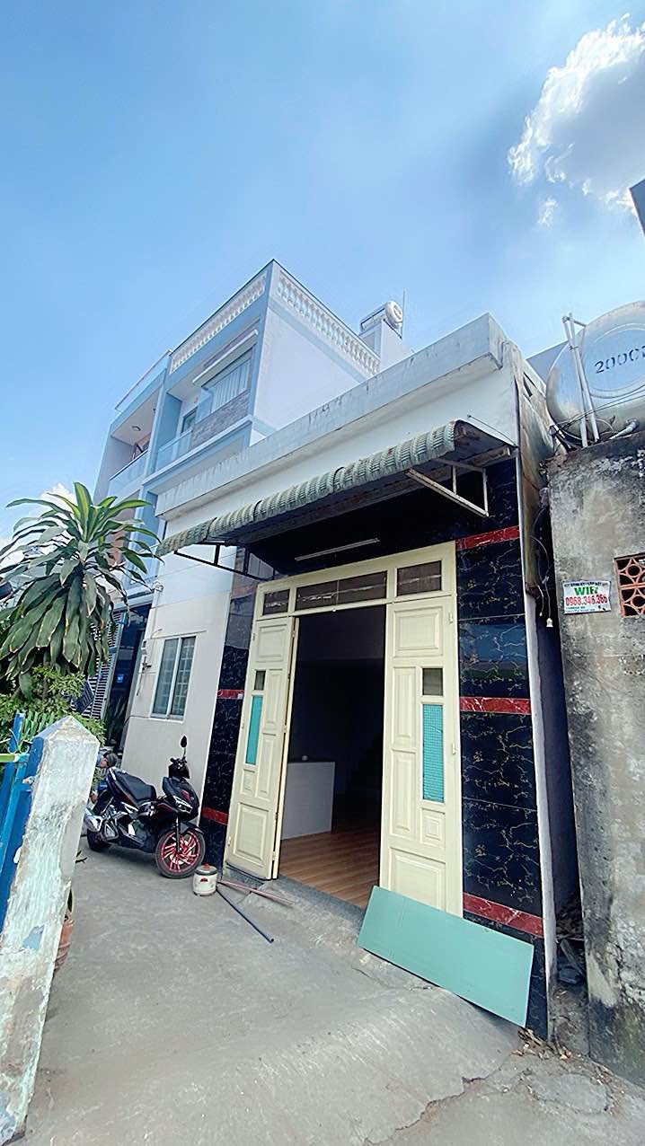 Nhà phố Dĩ An 50m² giá 1.7 tỷ - Vị trí đẹp, pháp lý rõ ràng!