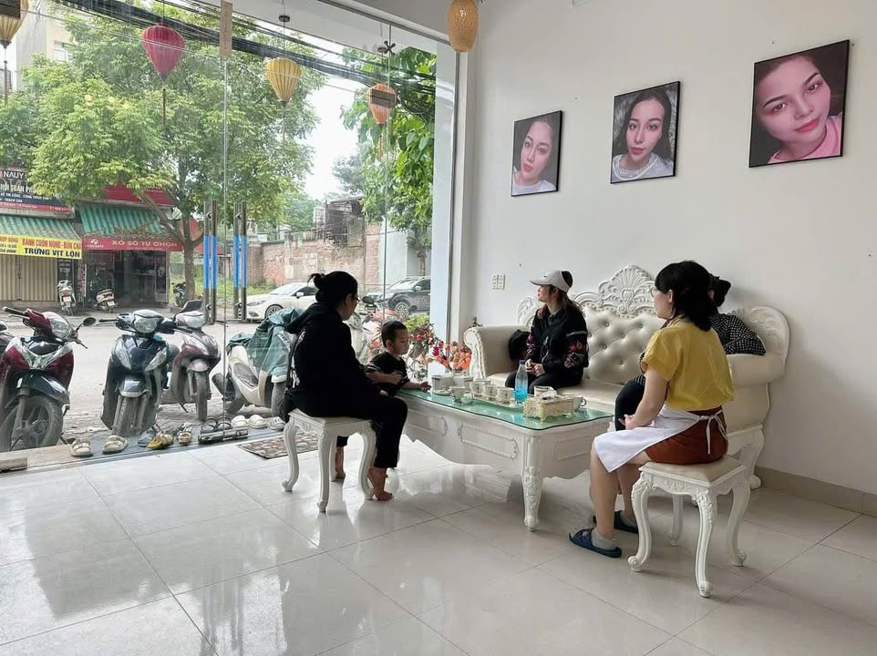 Nhà phố Dương Đình Nghệ, Cầu Giấy, 55m² giá 6.2 tỷ - Đang cho thuê 12 triệu/tháng!