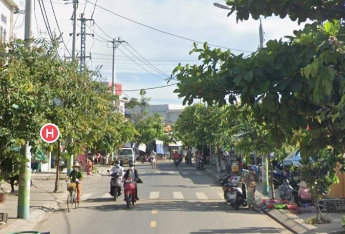 Nhà mặt tiền Hoàng Văn Thái, 100m² giá 3 tỷ - Bán gấp chính chủ!