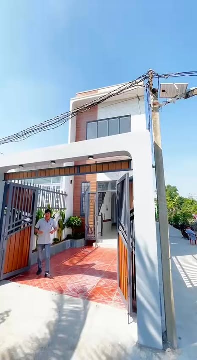 Nhà 1 trệt 1 lửng xã Long Thượng 120m² giá 2.15 tỷ - Gần chợ tiện ích!