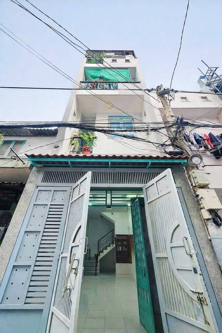 Nhà phố Bình Trị Đông A, Quận Bình Tân, 33m² giá 4.68 tỷ - Thiết kế hiện đại, tiện nghi!