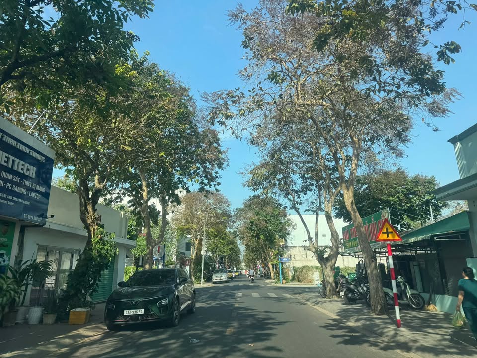 Căn nhà 1 trệt 1 lầu mặt tiền đường Hai Bà Trưng, 98m² giá 7 tỷ - Bán nhanh trước Tết!