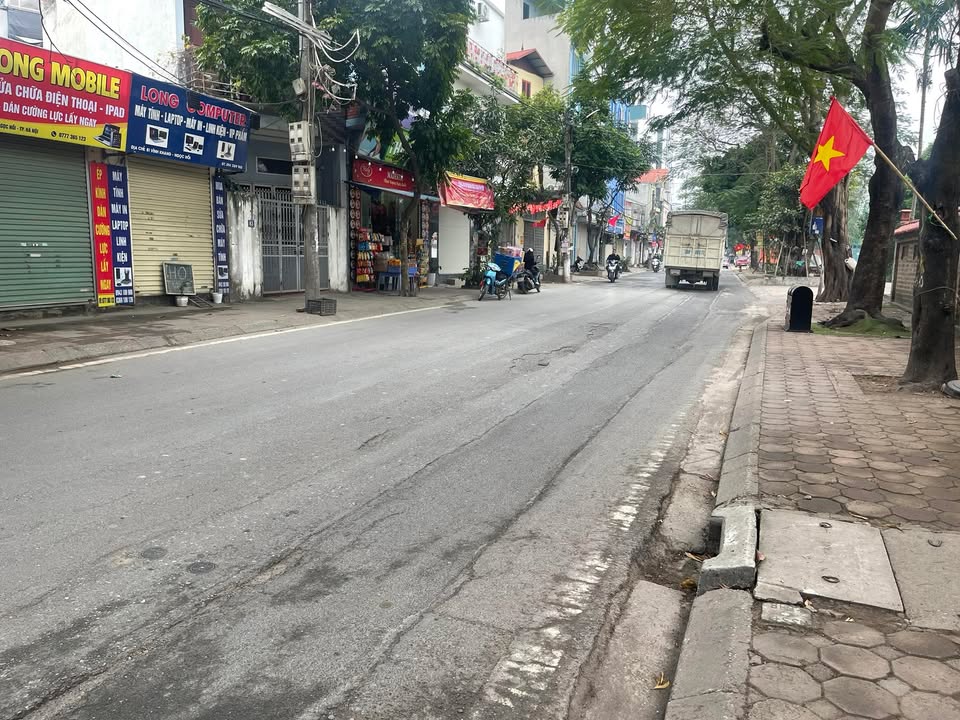 Nhà mặt đường Vĩnh Khang, Huyện Thanh Trì, 50m² giá 12 tỷ - Kinh doanh sầm uất!