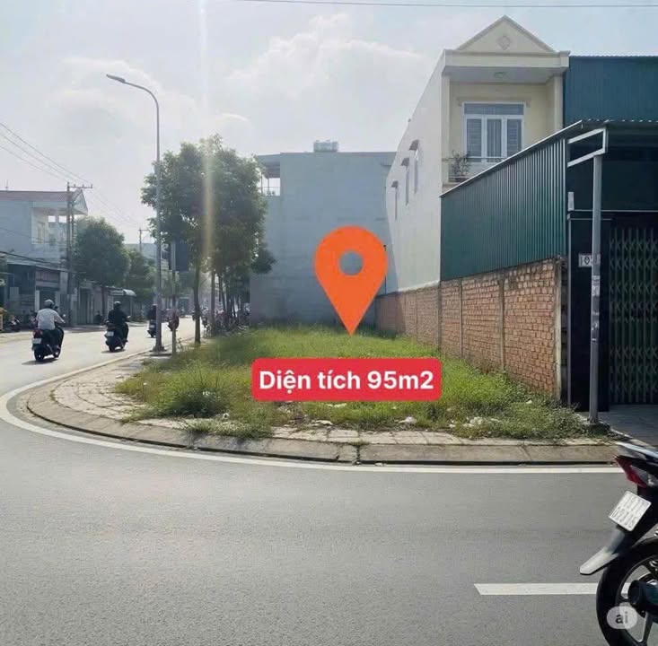 Đất nền lô góc 95m² tại Quận Hà Đông - Giá chỉ 1.95 tỷ, sổ đỏ chính chủ!