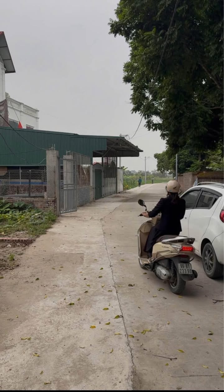 Đất nền Ngọc Nội, Trạm Lộ, 90.4m² giá 2.6 tỷ - Sổ đỏ chính chủ, vị trí đẹp!