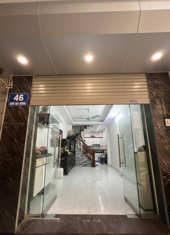 FrontHouse Ngõ Đại Đồng, Khâm Thiên 31m² giá 9.35 tỷ - Nhà đẹp, kinh doanh thuận lợi!