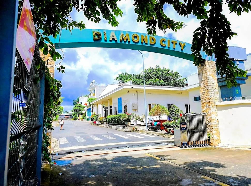 Đất nền khu Diamond City, Long Bình Tân, 90m² giá từ 3 tỷ - Sổ đỏ chính chủ, thổ cư 100%!